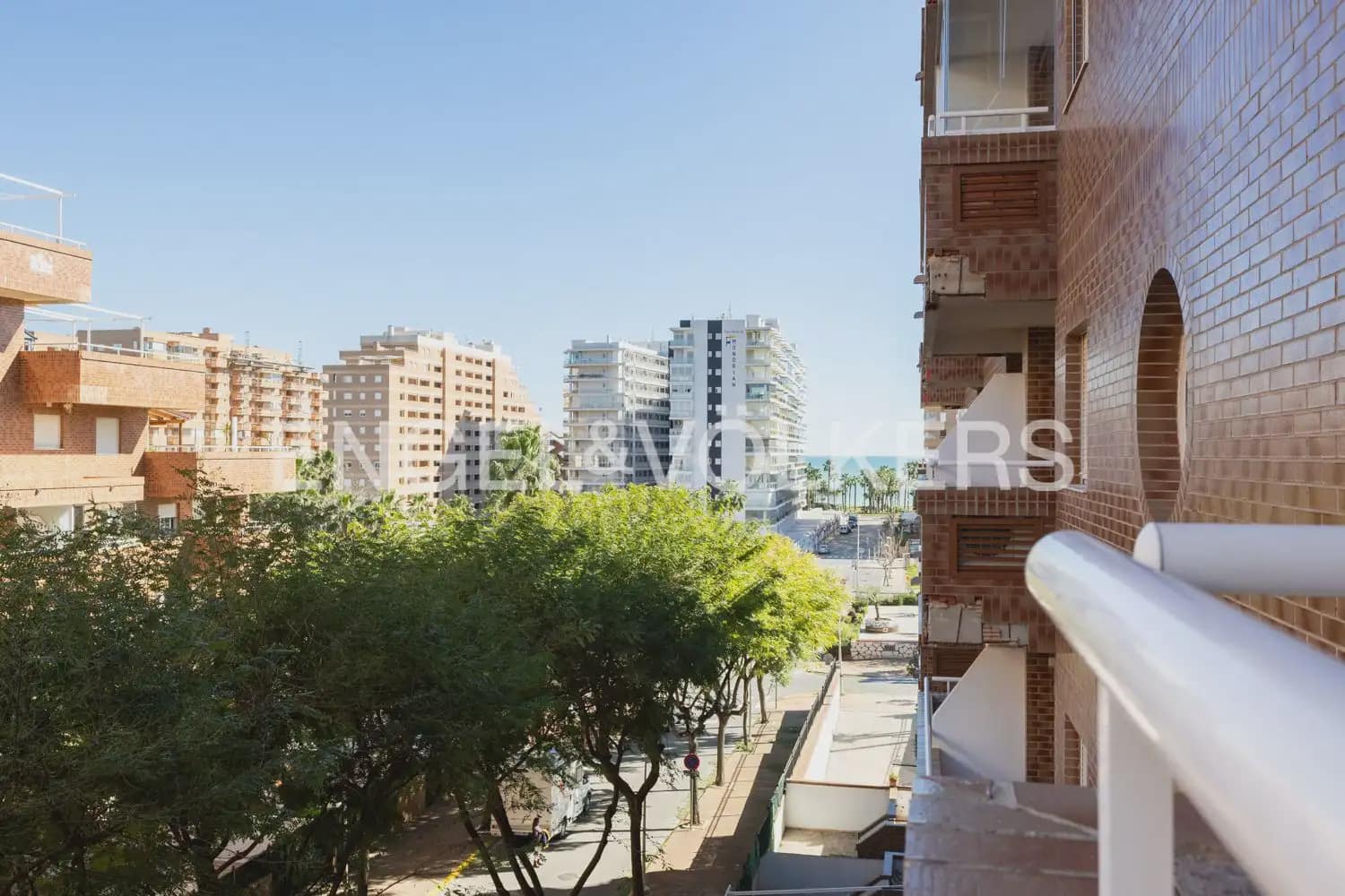 Piso de 2 habitaciones en Oropesa  en venta con piscina garaje - 160.000 € (Ref: 9897819)
