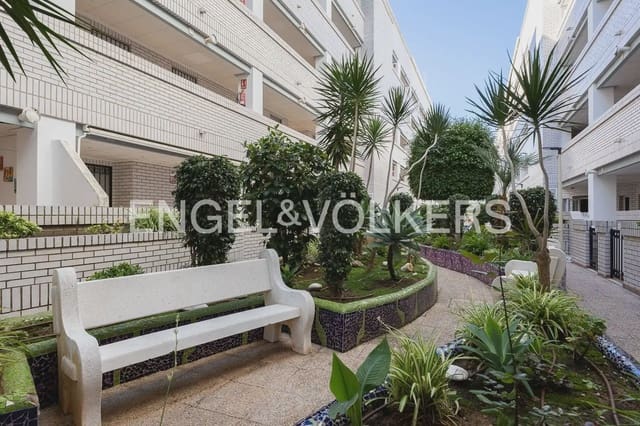 2 bedroom Flat for sale in Oropesa  with pool garage - € 160,000 (Ref: 9897819)