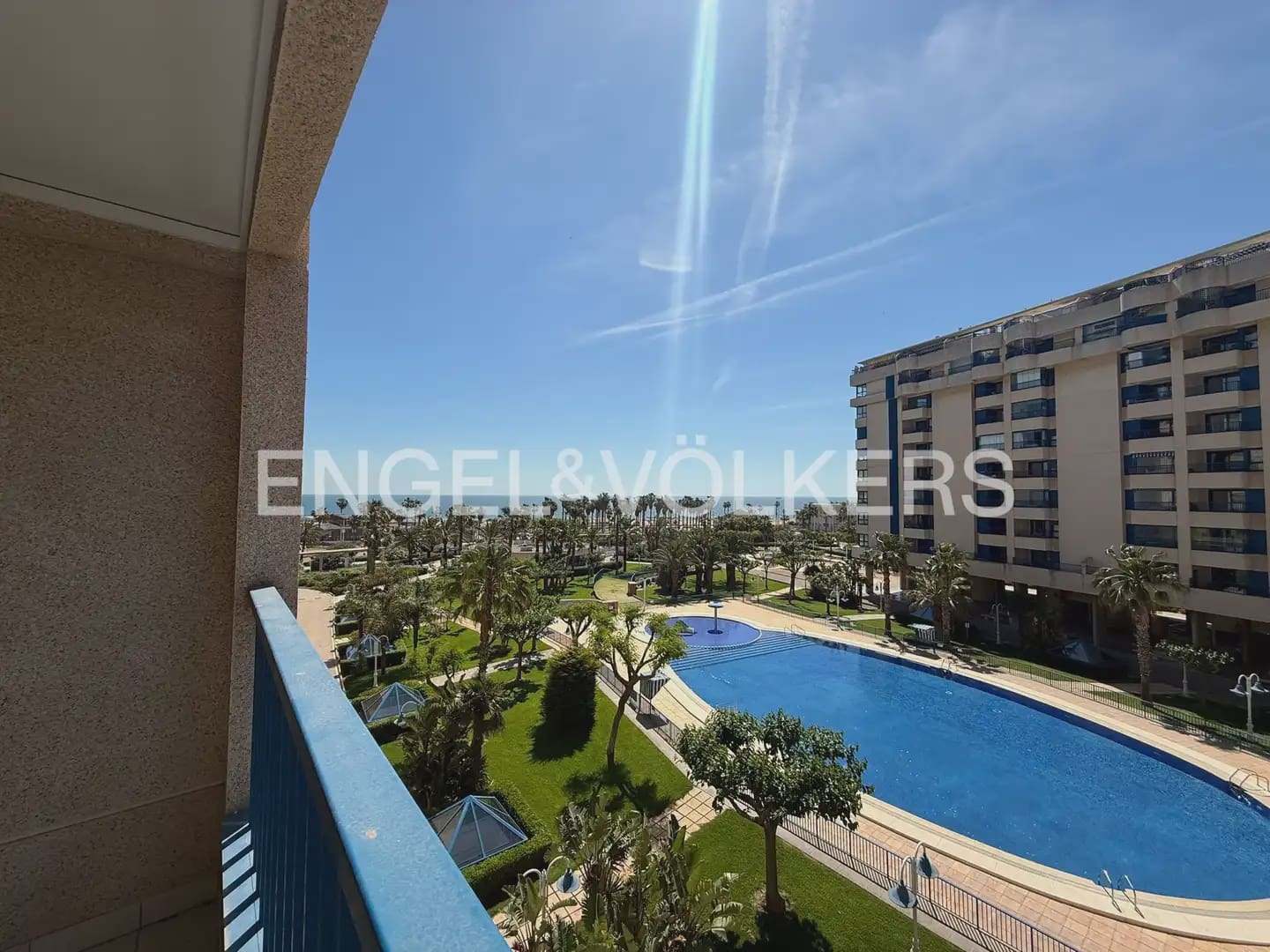 Piso de 2 habitaciones en Alboraya / Alboraia en alquiler con piscina garaje - 3.000 € (Ref: 9897821)
