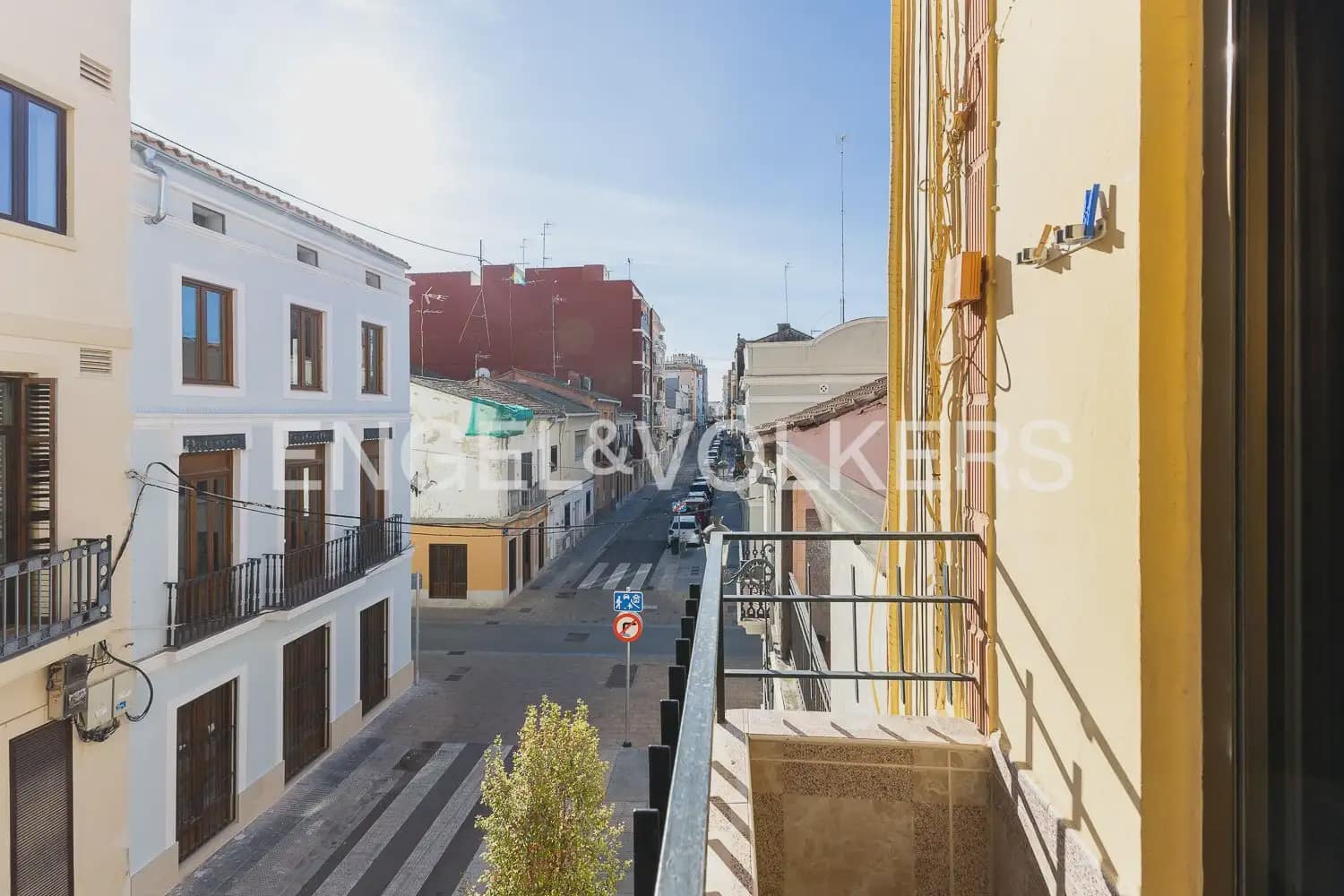 2 bedroom Flat for rent in Valencia city - € 1,500 (Ref: 9897824)
