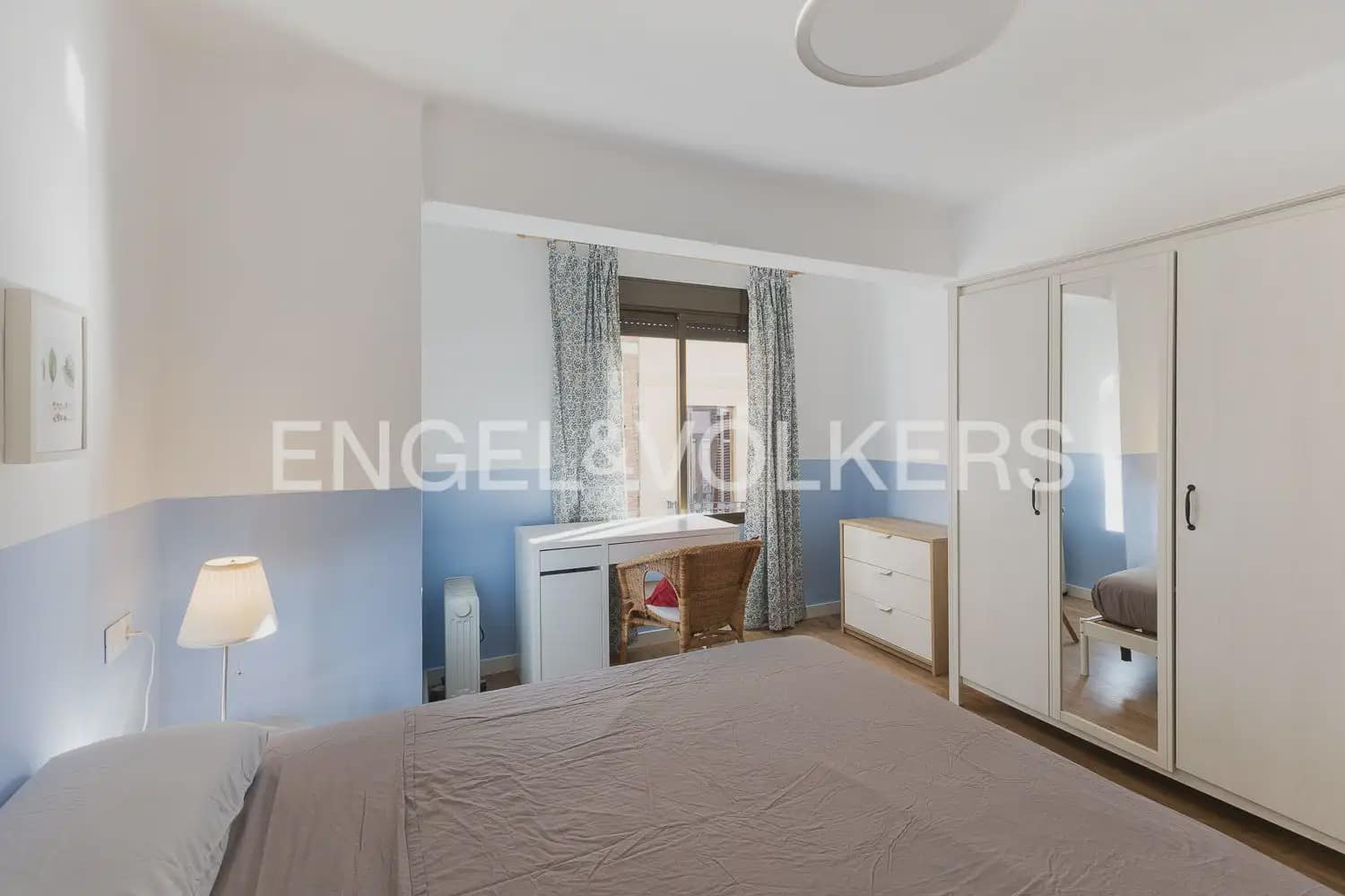 2 bedroom Flat for rent in Valencia city - € 1,500 (Ref: 9897824)
