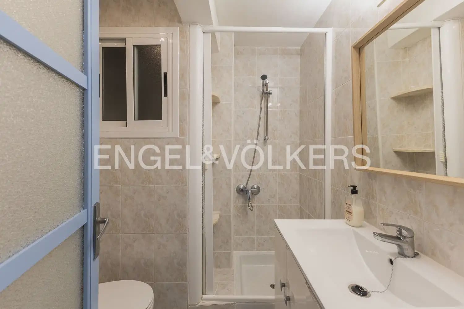 2 bedroom Flat for rent in Valencia city - € 1,500 (Ref: 9897824)