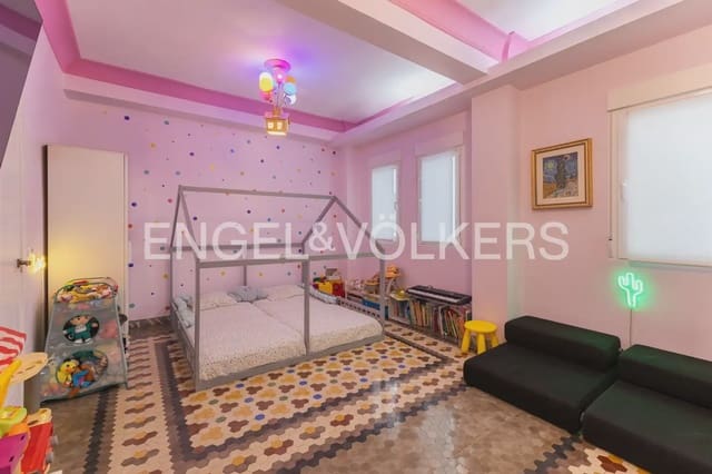 Appartement de 2 chambres à louer à Morvedre, Valence ville - 2 200 € (Ref: 9897826)