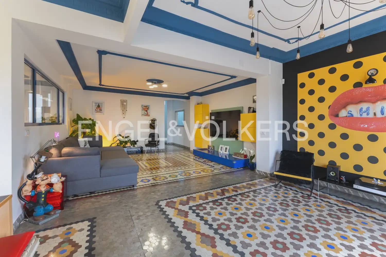 2 makuuhuone Asunto vuokrattavana paikassa Valencia kaupunki - 2 200 € (Ref: 9897826)