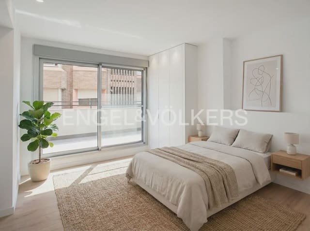 Piso de 4 habitaciones en Centro, Castelló de la Plana en venta con garaje - 360.000 € (Ref: 9897827)