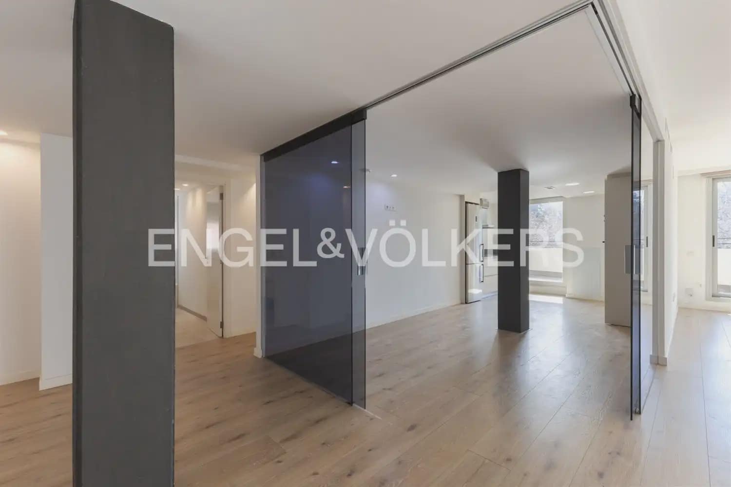 Piso de 4 habitaciones en Castelló de la Plana en venta con garaje - 360.000 € (Ref: 9897827)