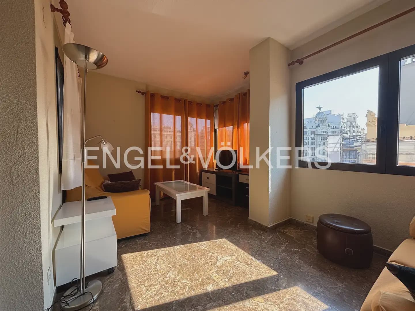 2 sypialnia Mieszkanie do wynajęcia w Miasto Walencja - 1 500 € (Ref: 9897828)