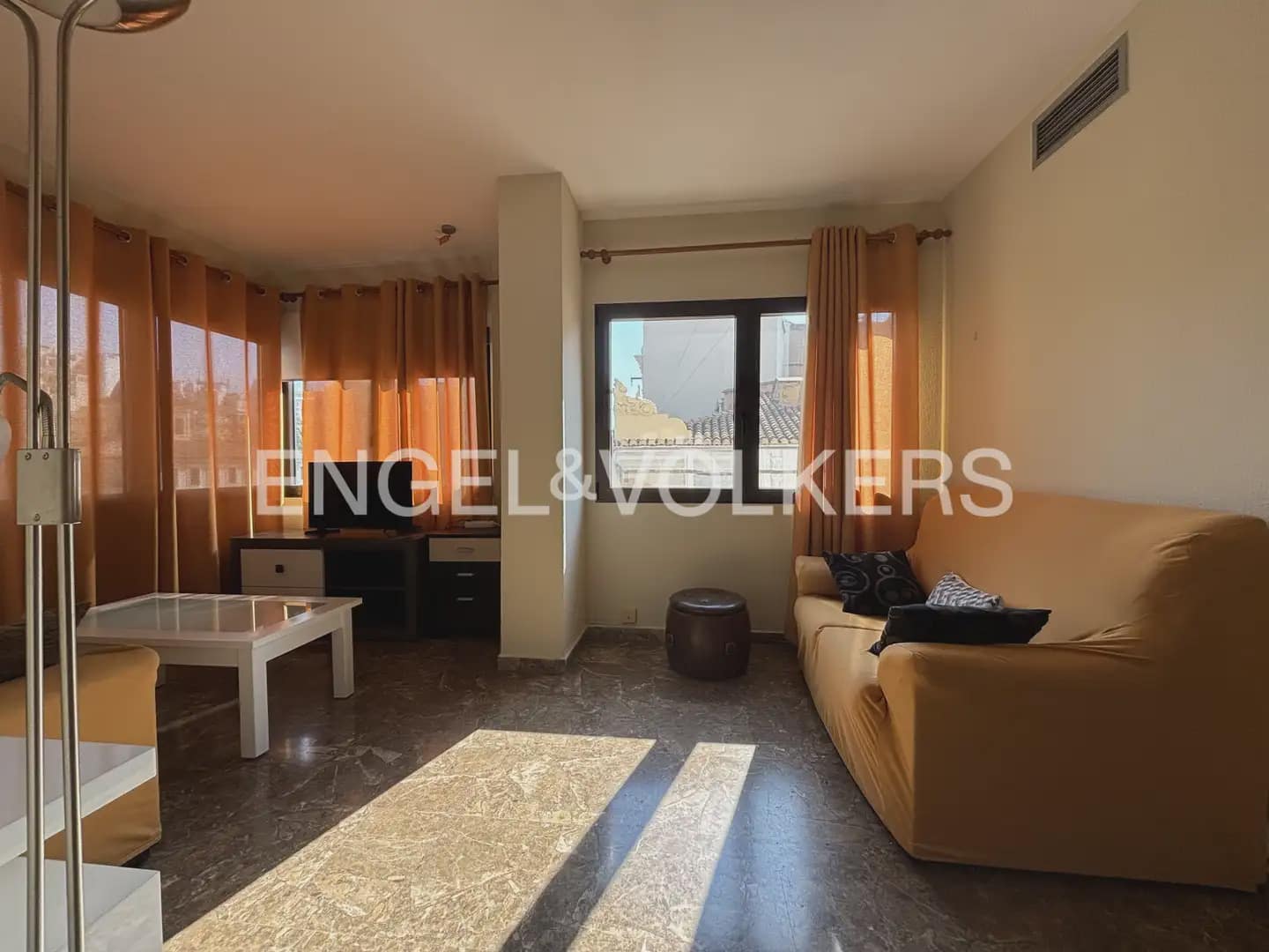 2 sypialnia Mieszkanie do wynajęcia w Miasto Walencja - 1 500 € (Ref: 9897828)