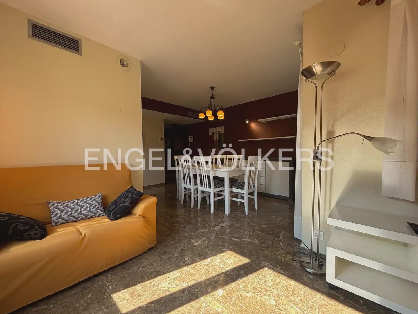 2 sypialnia Mieszkanie do wynajęcia w Miasto Walencja - 1 500 € (Ref: 9897828)
