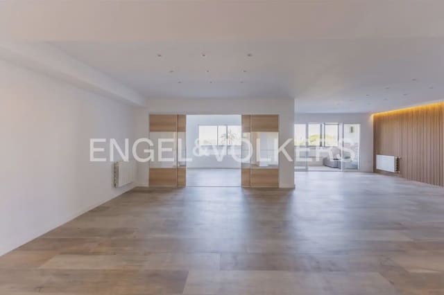 5 slaapkamer Flat te huur in Exposicio, Valencia stad met garage - € 5.000 (Ref: 9897829)