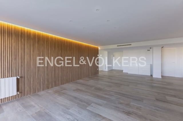 5 slaapkamer Flat te huur in Exposicio, Valencia stad met garage - € 5.000 (Ref: 9897829)