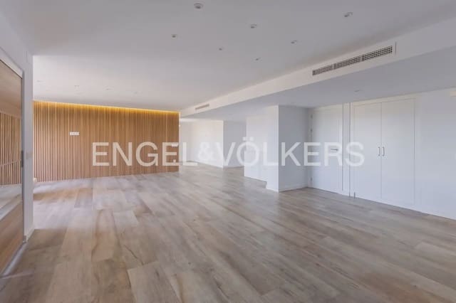 5 slaapkamer Flat te huur in Exposicio, Valencia stad met garage - € 5.000 (Ref: 9897829)