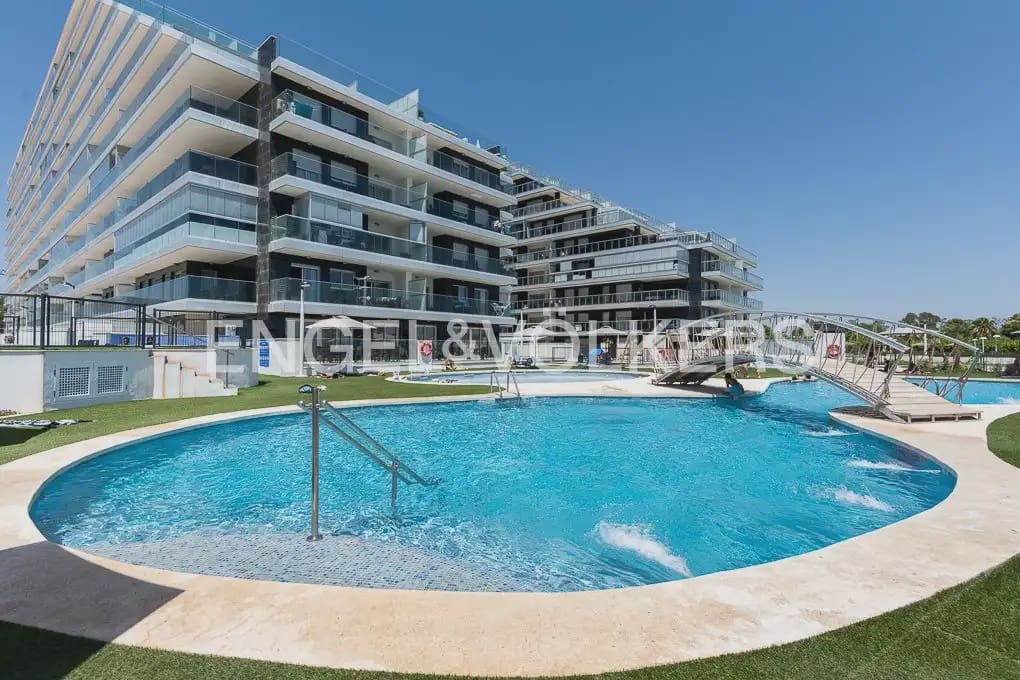 2 bedroom Flat for sale in Cabanes with pool garage - € 280,000 (Ref: 9897830)
