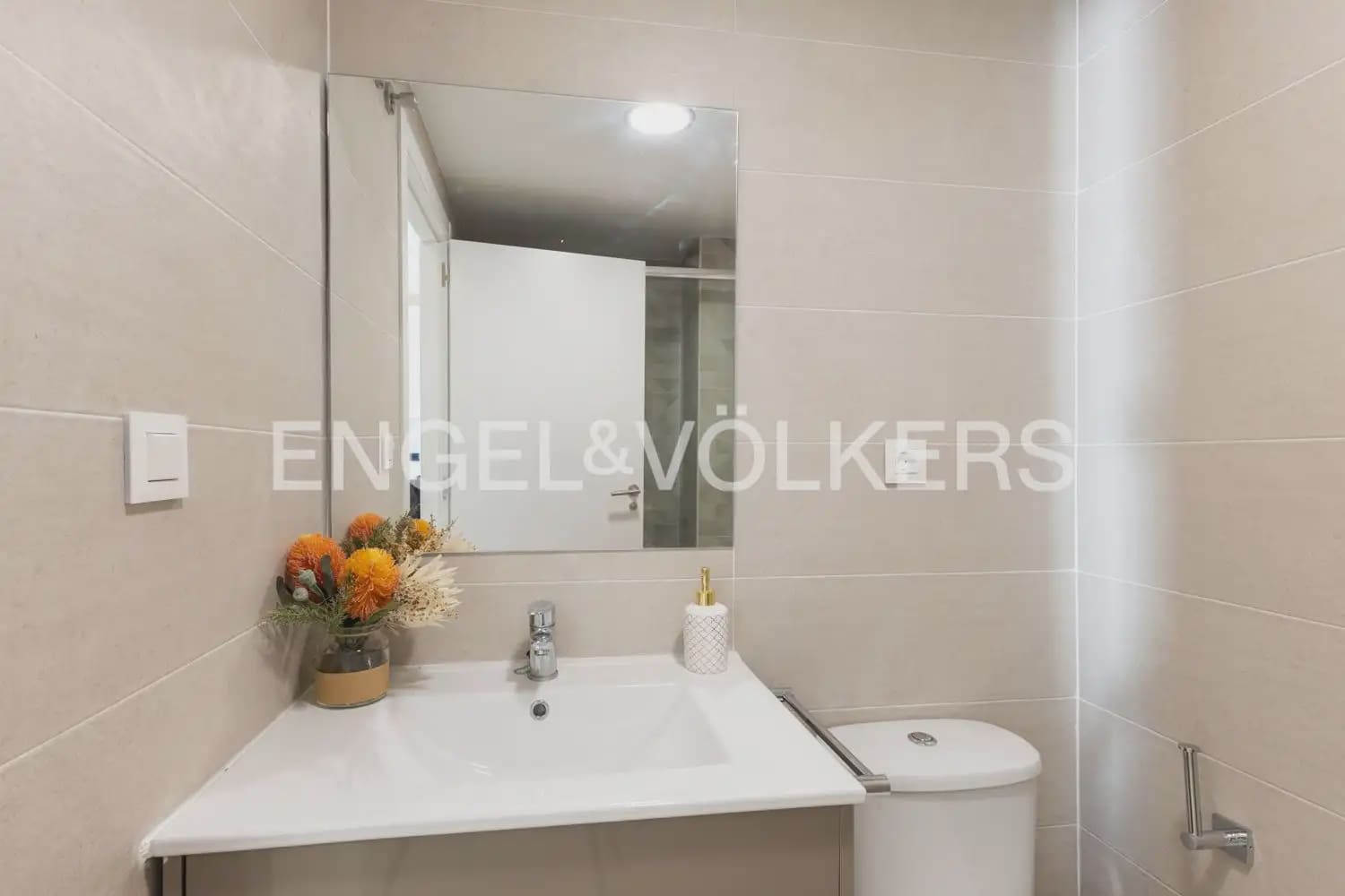 2 bedroom Flat for sale in Cabanes with pool garage - € 280,000 (Ref: 9897830)