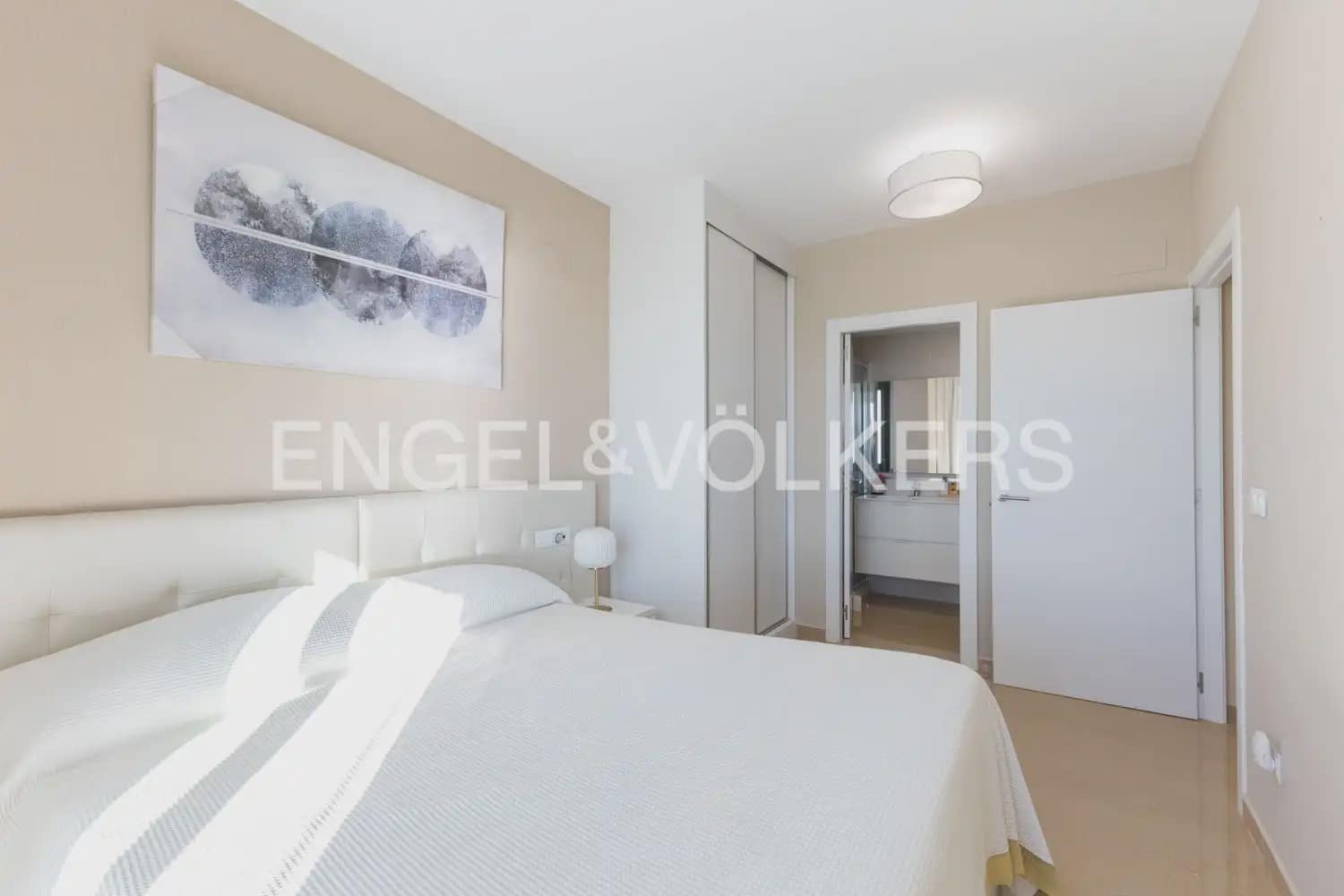 2 bedroom Flat for sale in Cabanes with pool garage - € 280,000 (Ref: 9897830)