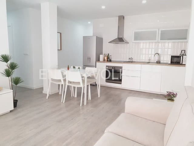 4 quarto Apartamento para arrendar em L'Amistat, Valência cidade - 2 000 € (Ref: 9897831)