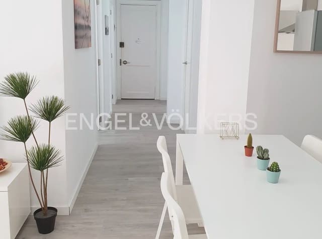 4 quarto Apartamento para arrendar em L'Amistat, Valência cidade - 2 000 € (Ref: 9897831)