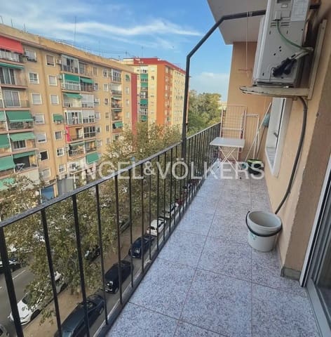 3 bedroom Flat for rent in Aiora, Valencia city - € 1,600 (Ref: 9897832)
