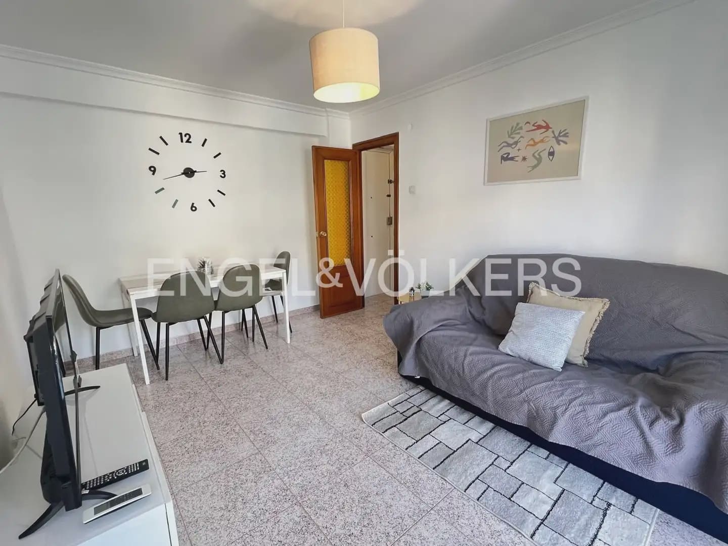 3 bedroom Flat for rent in Valencia city - € 1,600 (Ref: 9897832)