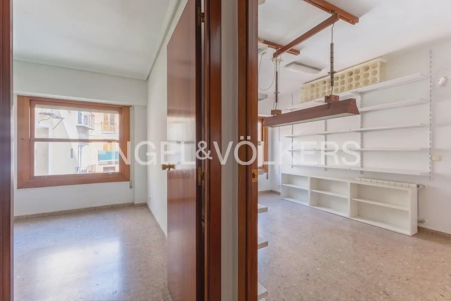 4 Zimmer Wohnung zu verkaufen in Valencia Stadt mit Garage - 950.000 € (Ref: 9897834)