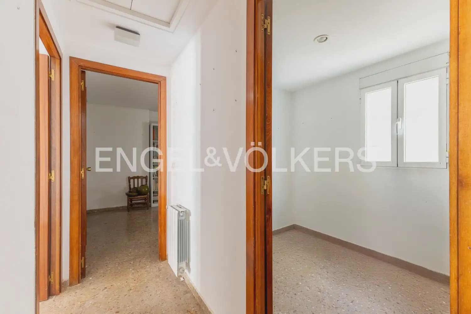 4 Zimmer Wohnung zu verkaufen in Valencia Stadt mit Garage - 950.000 € (Ref: 9897834)