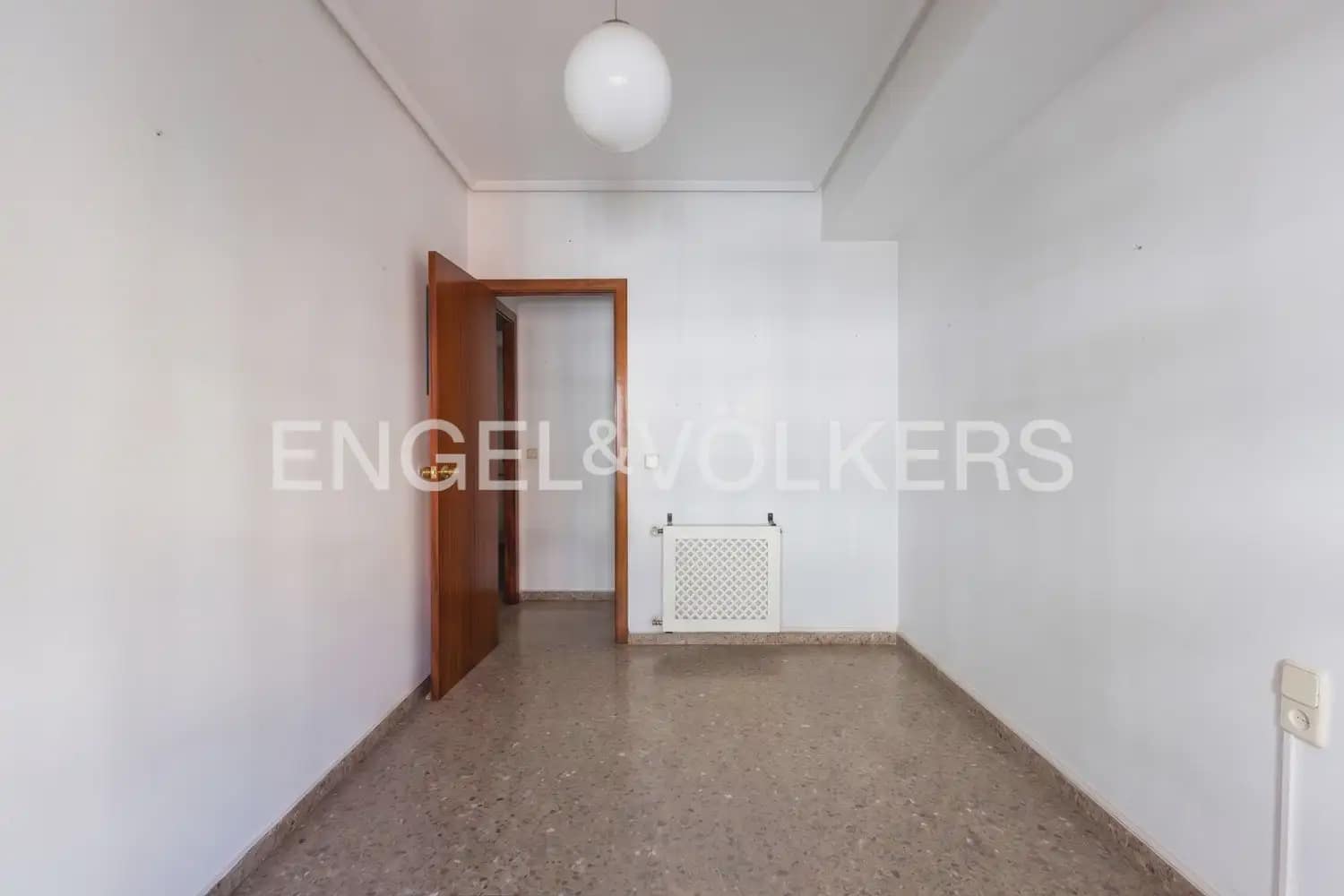2 Zimmer Wohnung zu verkaufen in Valencia Stadt mit Garage - 500.000 € (Ref: 9897835)