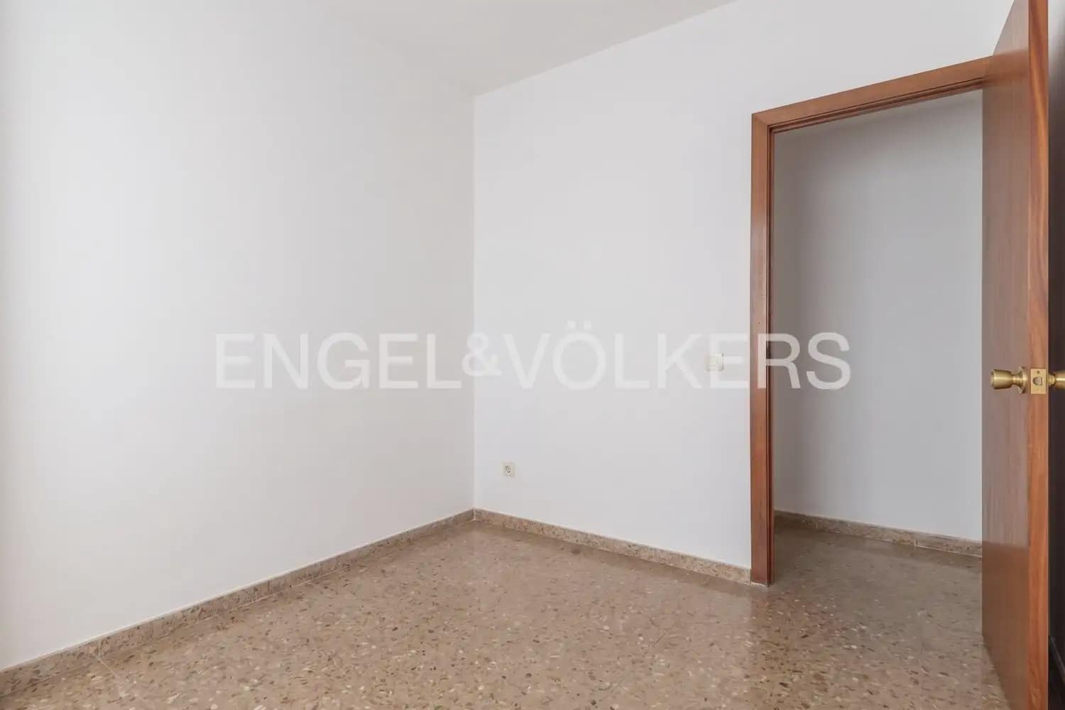 2 Zimmer Wohnung zu verkaufen in Valencia Stadt mit Garage - 500.000 € (Ref: 9897835)
