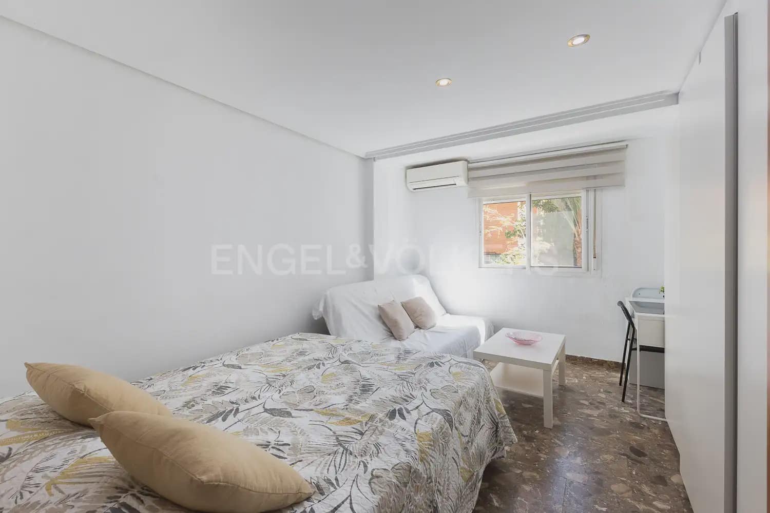 Appartement de 4 chambres à louer à Valence ville - 1 475 € (Ref: 9897836)