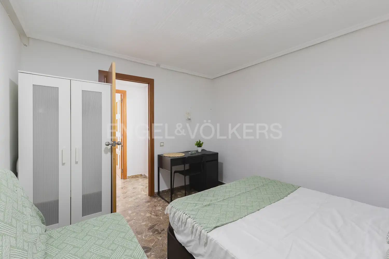 Appartement de 4 chambres à louer à Valence ville - 1 475 € (Ref: 9897836)