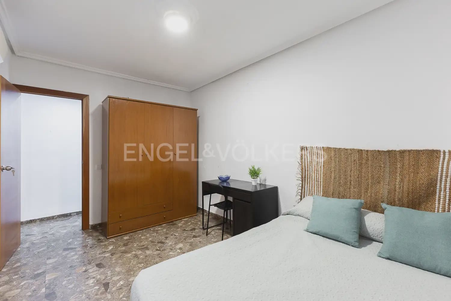 Appartement de 4 chambres à louer à Valence ville - 1 475 € (Ref: 9897836)
