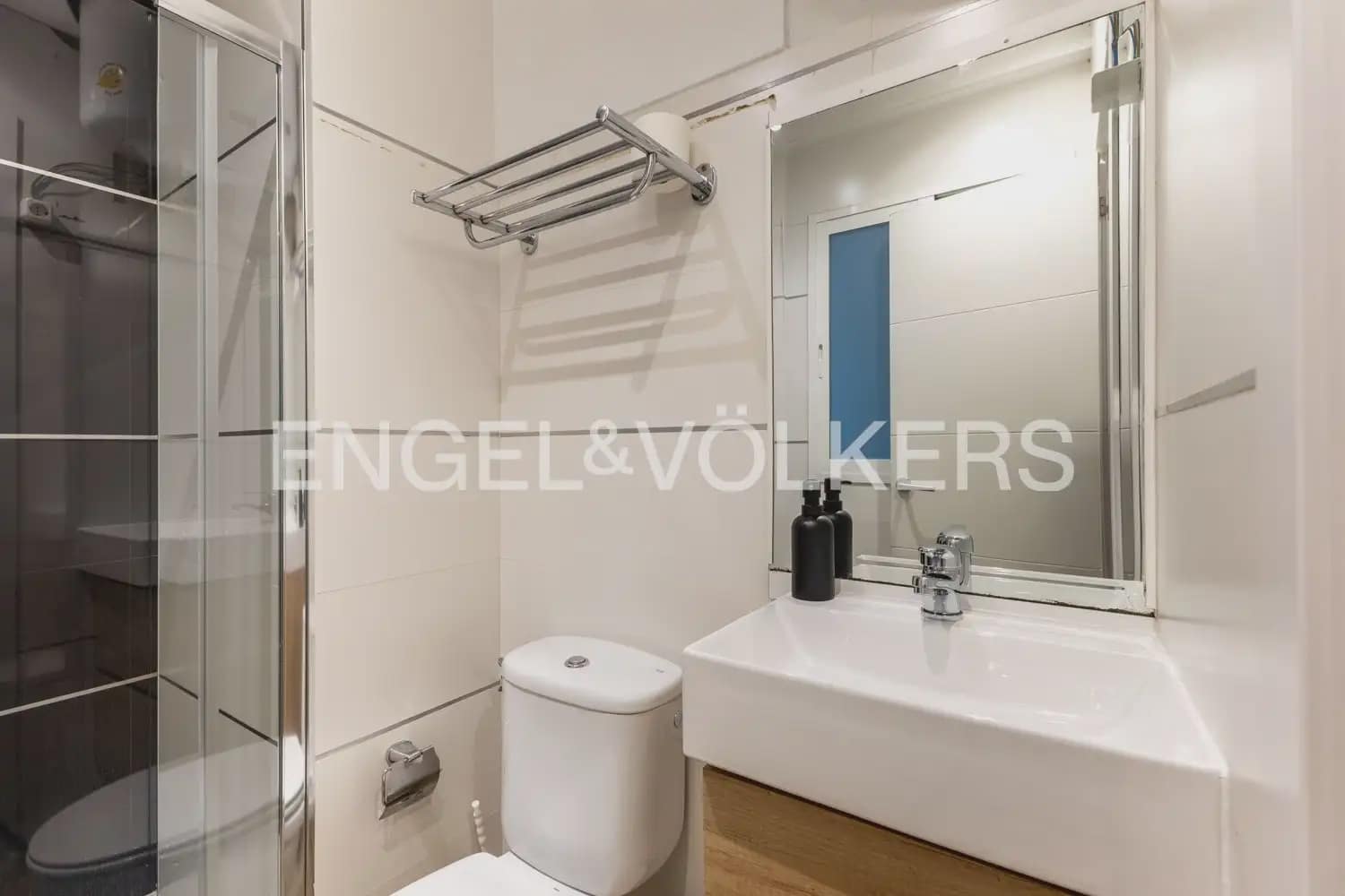 1 sypialnia Mieszkanie do wynajęcia w Miasto Walencja - 1 300 € (Ref: 9897837)