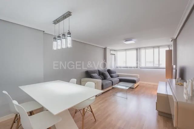 2 sovrum Lägenhet att hyra i Sant Isidre, Valencia stad - 1 500 € (Ref: 9897841)