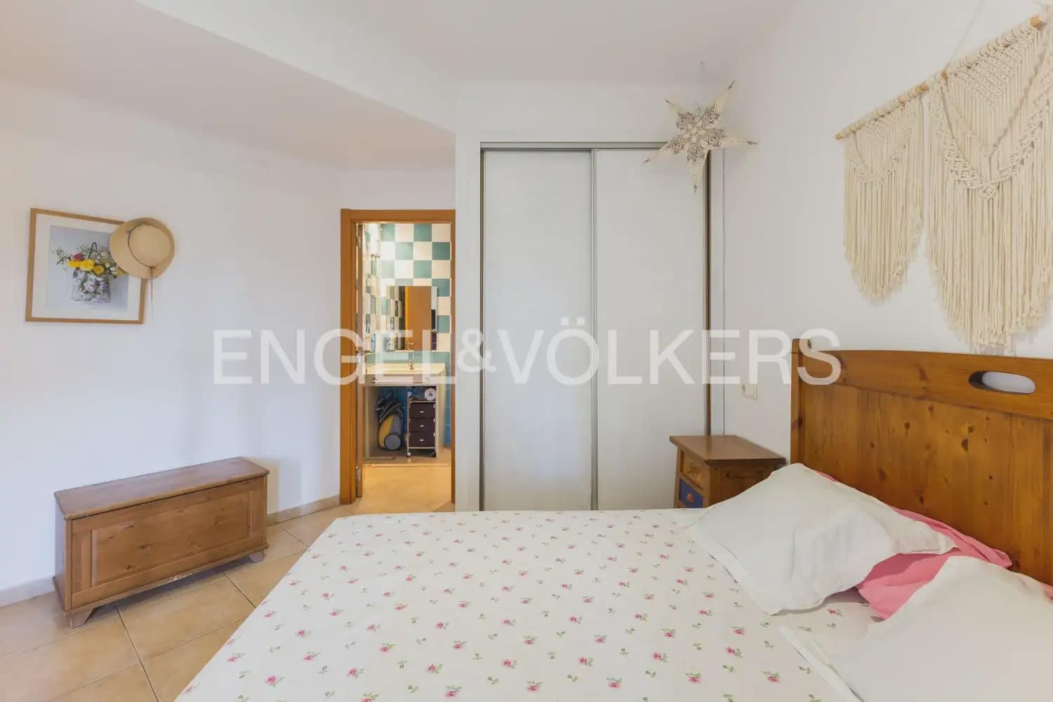 2 bedroom Flat for sale in Canet d'En Berenguer with pool garage - € 275,000 (Ref: 9897842)
