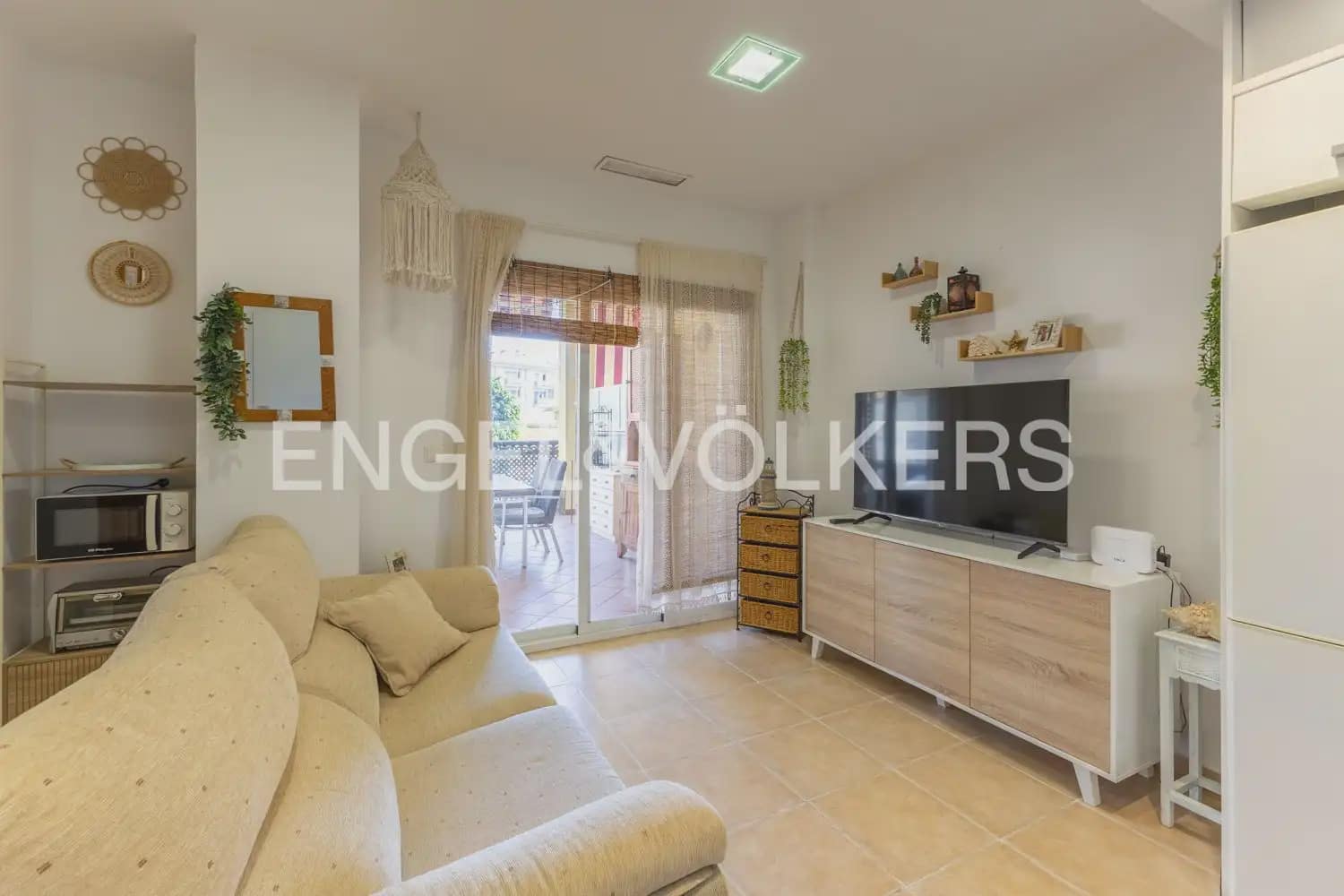 2 bedroom Flat for sale in Canet d'En Berenguer with pool garage - € 275,000 (Ref: 9897842)