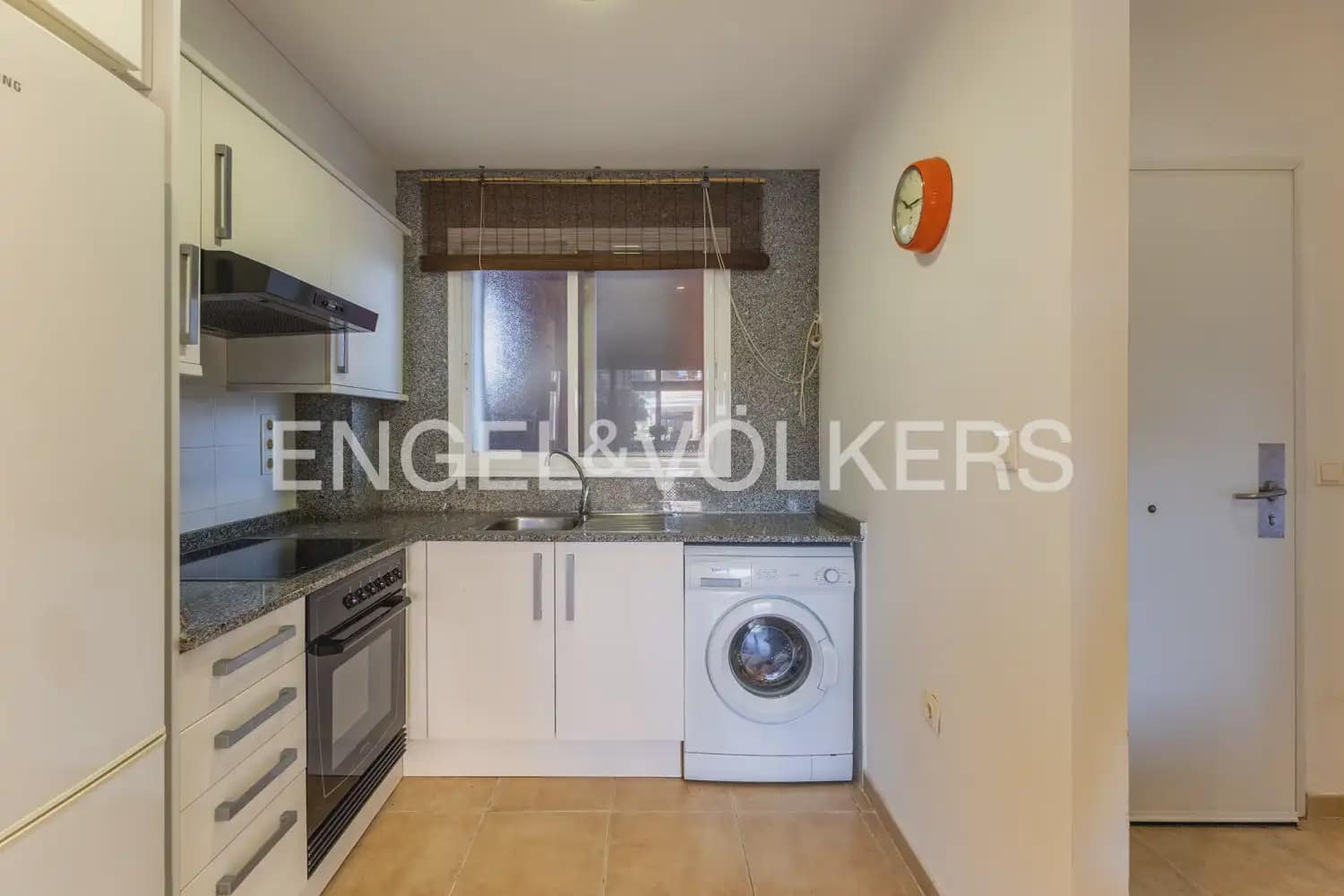 2 bedroom Flat for sale in Canet d'En Berenguer with pool garage - € 275,000 (Ref: 9897842)