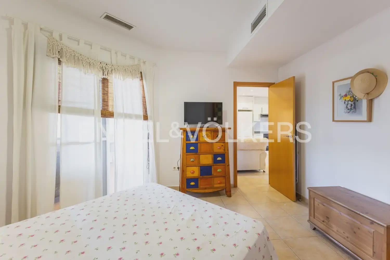 2 bedroom Flat for sale in Canet d'En Berenguer with pool garage - € 275,000 (Ref: 9897842)