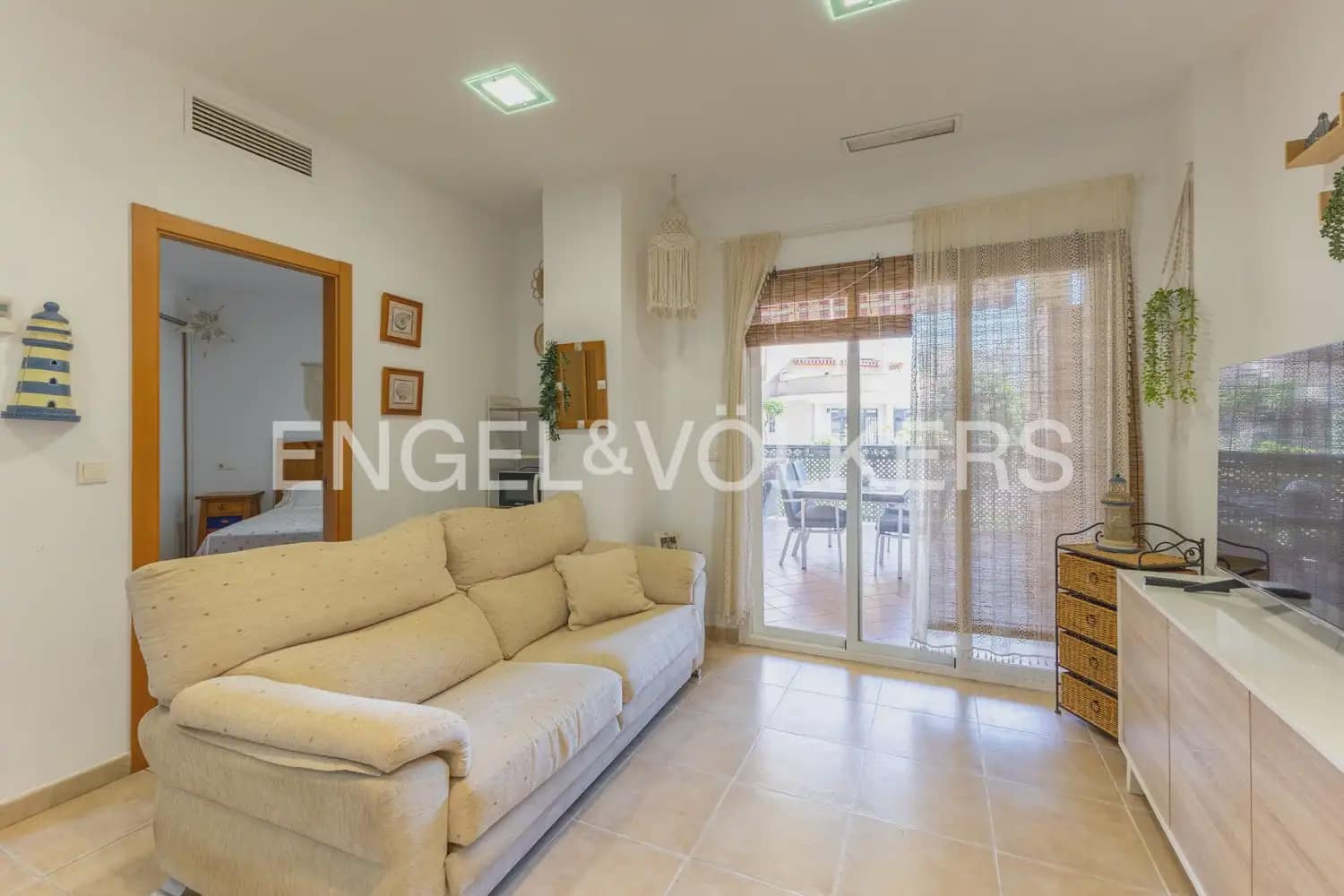 2 bedroom Flat for sale in Canet d'En Berenguer with pool garage - € 275,000 (Ref: 9897842)