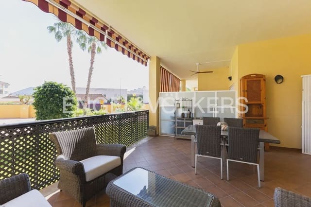 2 bedroom Flat for sale in Canet d'En Berenguer with pool garage - € 275,000 (Ref: 9897842)