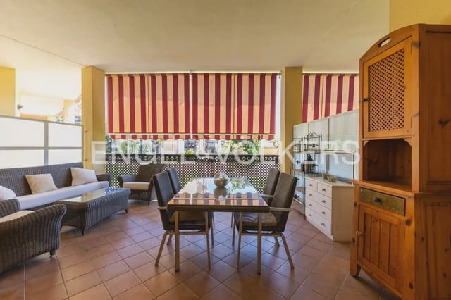 2 bedroom Flat for sale in Canet d'En Berenguer with pool garage - € 275,000 (Ref: 9897842)