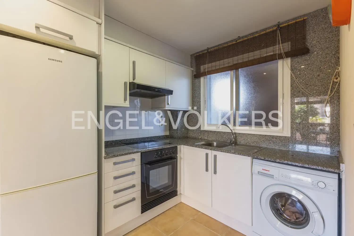 2 bedroom Flat for sale in Canet d'En Berenguer with pool garage - € 275,000 (Ref: 9897842)