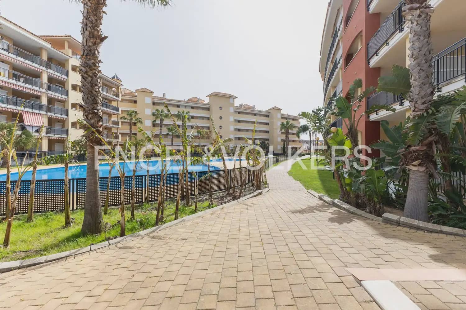 2 bedroom Flat for sale in Canet d'En Berenguer with pool garage - € 275,000 (Ref: 9897842)
