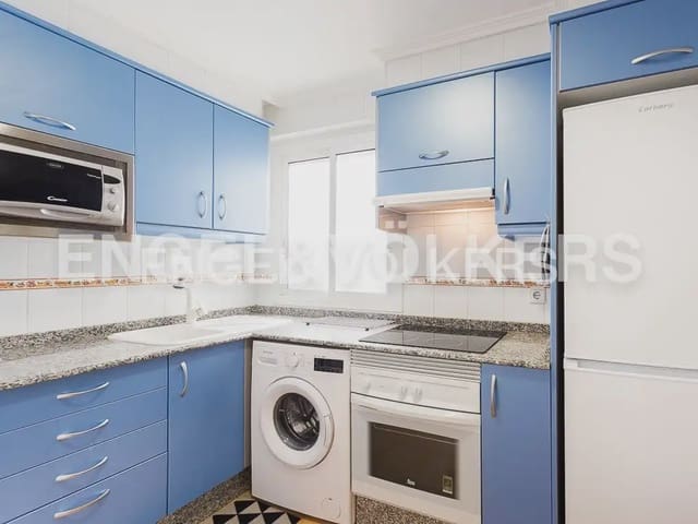 3 quarto Apartamento para arrendar em Aiora, Valência cidade - 1 600 € (Ref: 9897844)