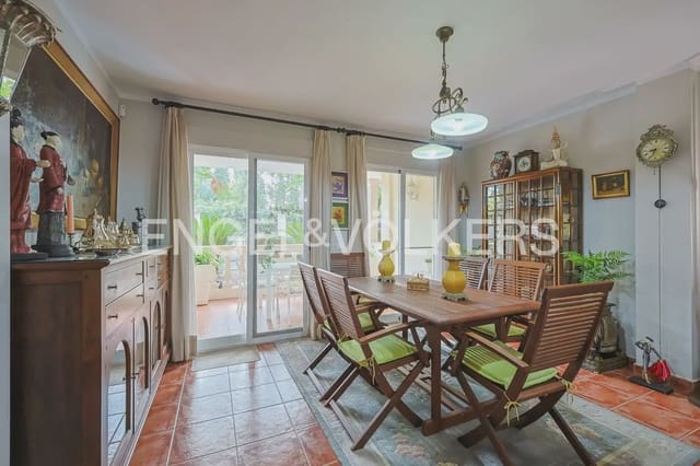 3 bedroom Flat for sale in Navajas with garage - € 260,000 (Ref: 9897845)