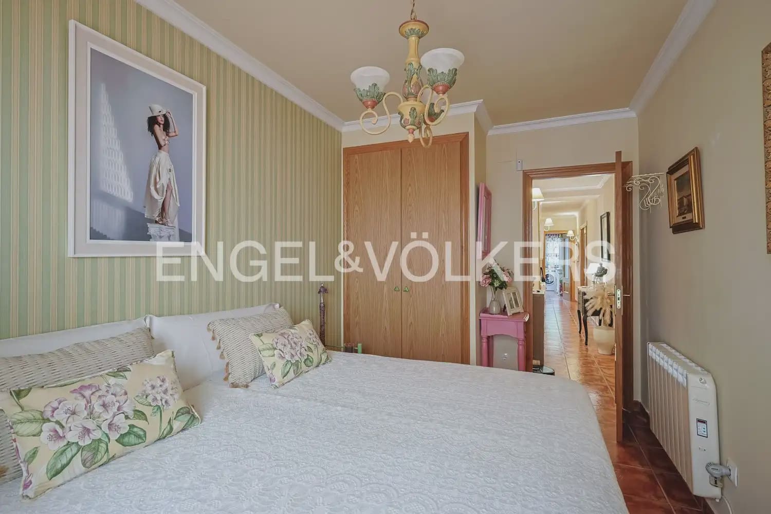3 bedroom Flat for sale in Navajas with garage - € 260,000 (Ref: 9897845)