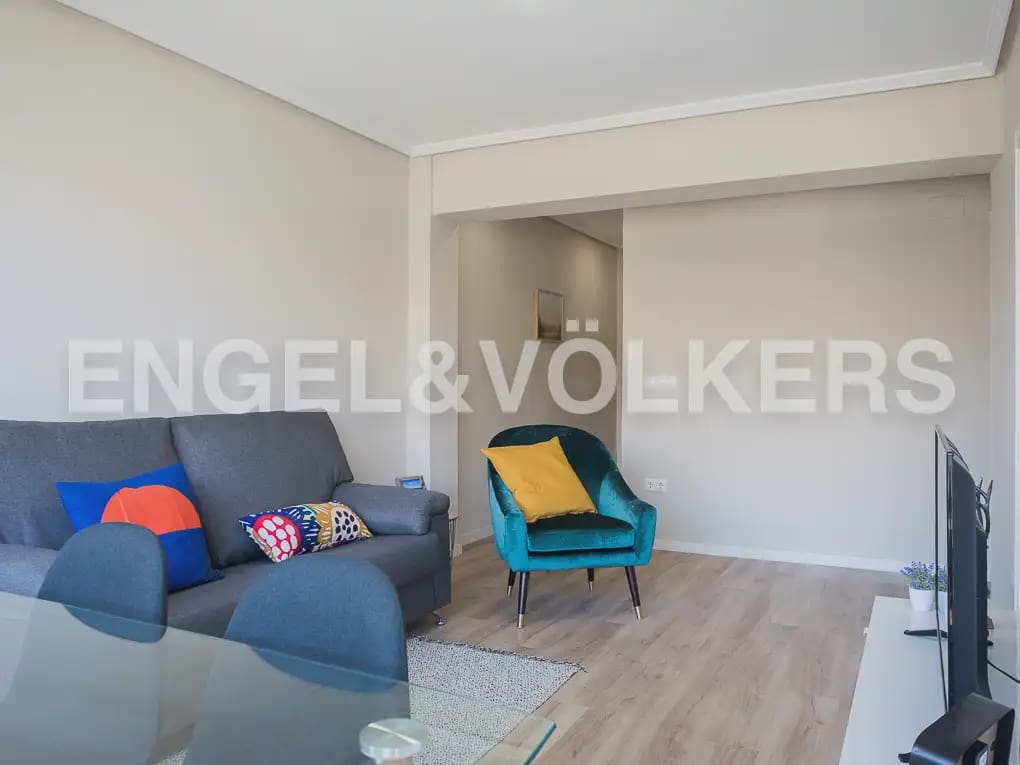 3 quarto Apartamento para arrendar em Valencia cidade - 1 600 € (Ref: 9897846)