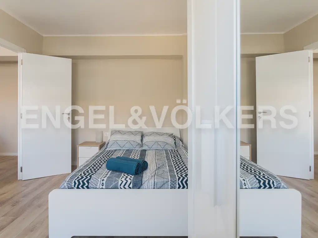 3 quarto Apartamento para arrendar em Valencia cidade - 1 600 € (Ref: 9897846)