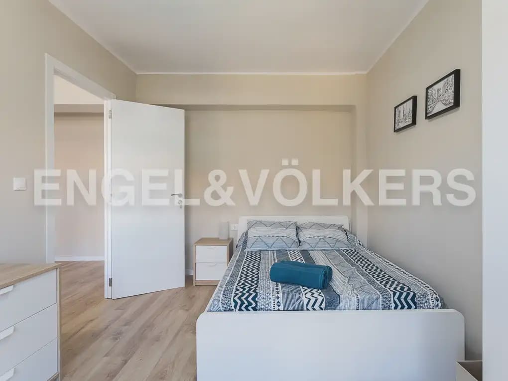 3 quarto Apartamento para arrendar em Valencia cidade - 1 600 € (Ref: 9897846)