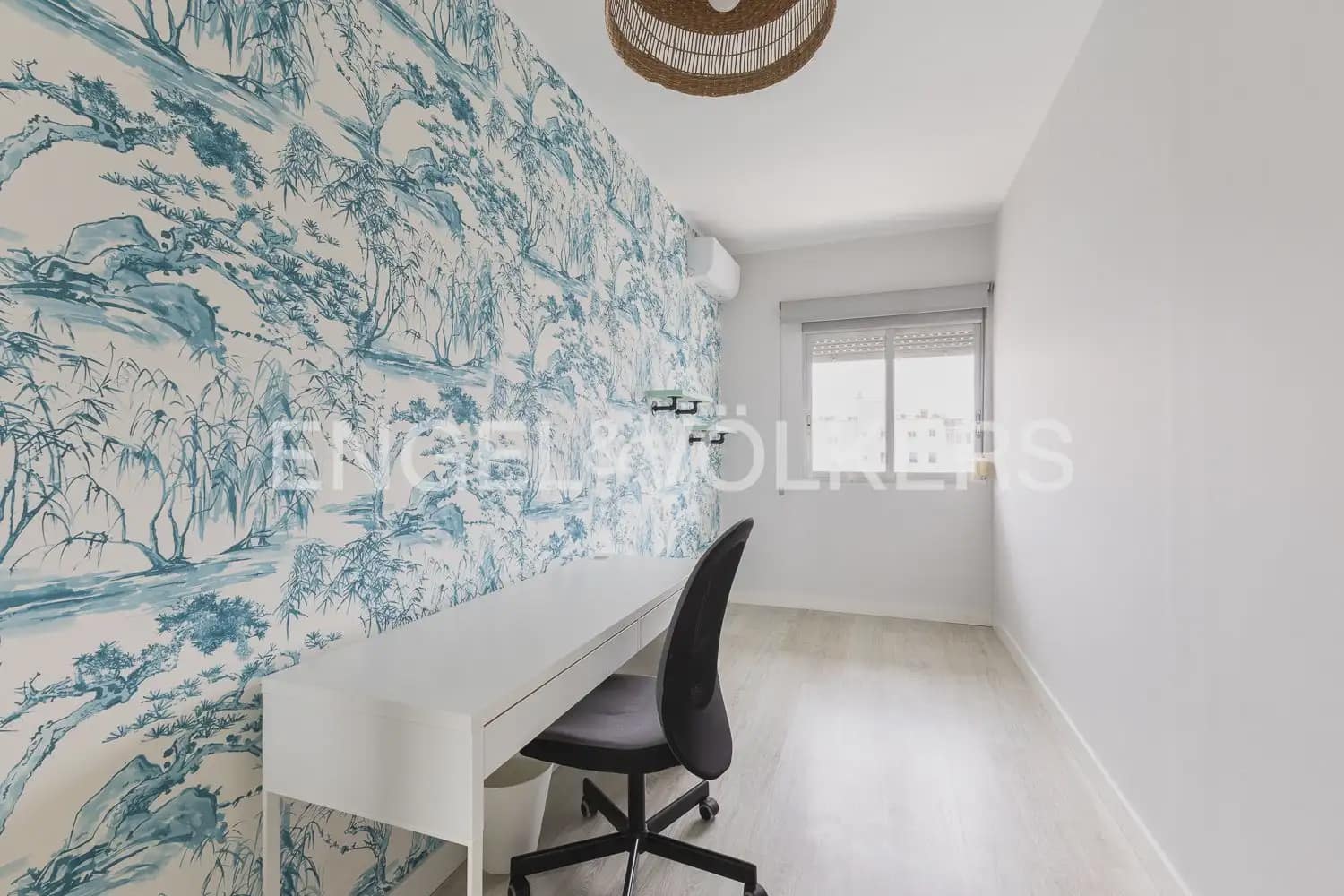3 bedroom Flat for rent in Valencia city - € 1,850 (Ref: 9897847)