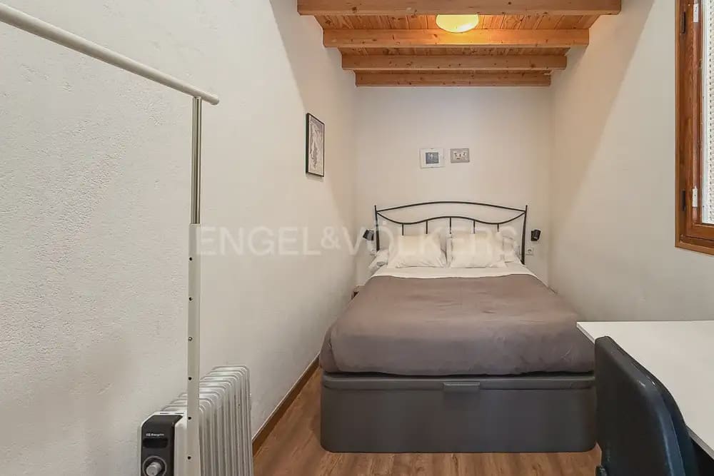 1 bedroom Flat for rent in Valencia city - € 1,600 (Ref: 9897850)
