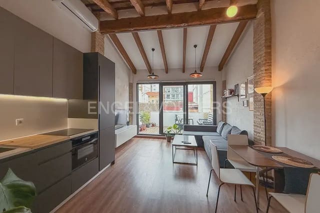 Appartement de 1 chambre à louer à Cabanyal-Canyamelar, Valence ville - 1 600 € (Ref: 9897850)